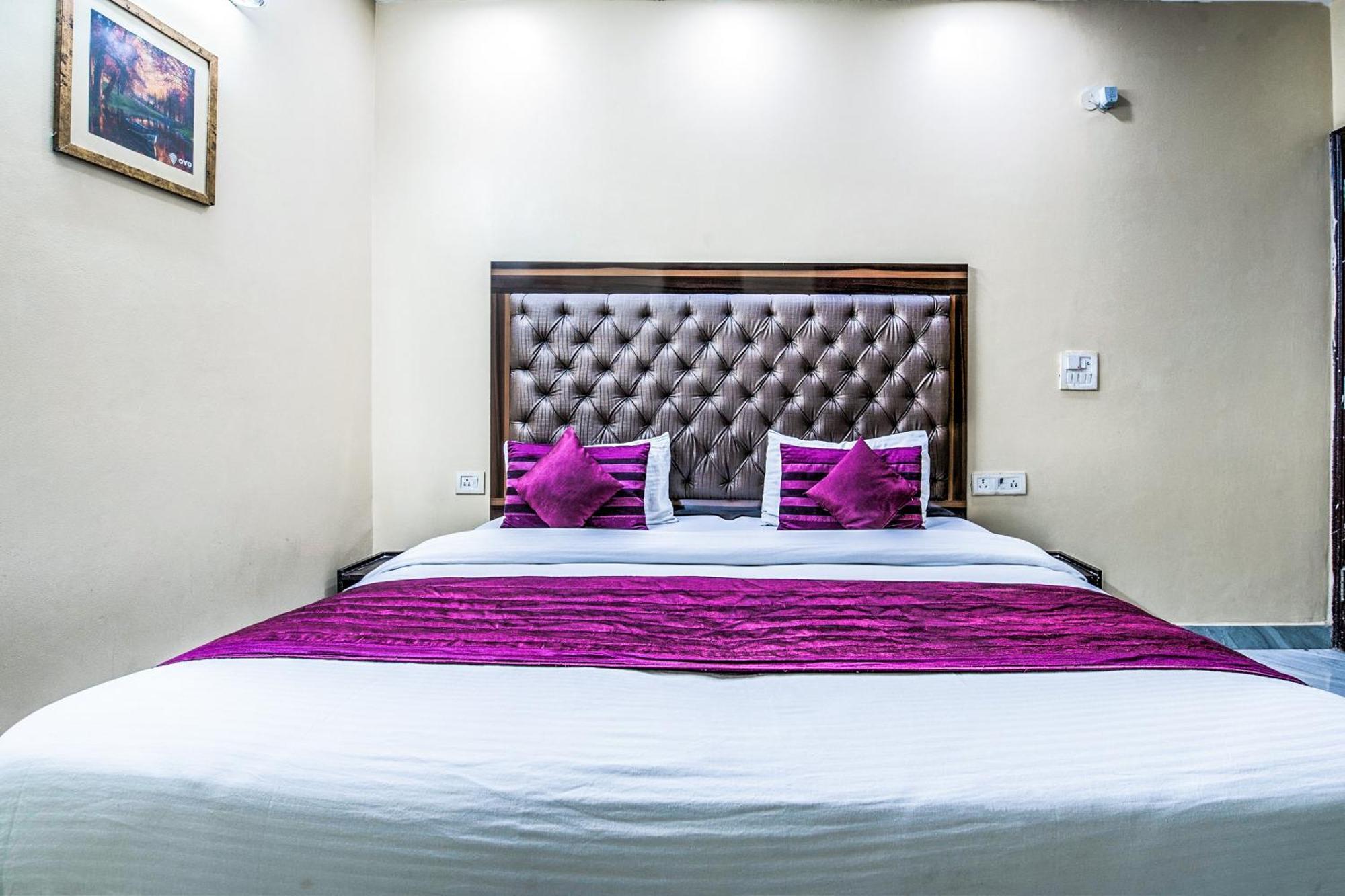 Hotel O Crosswinds Residency Indirapuram Exterior foto