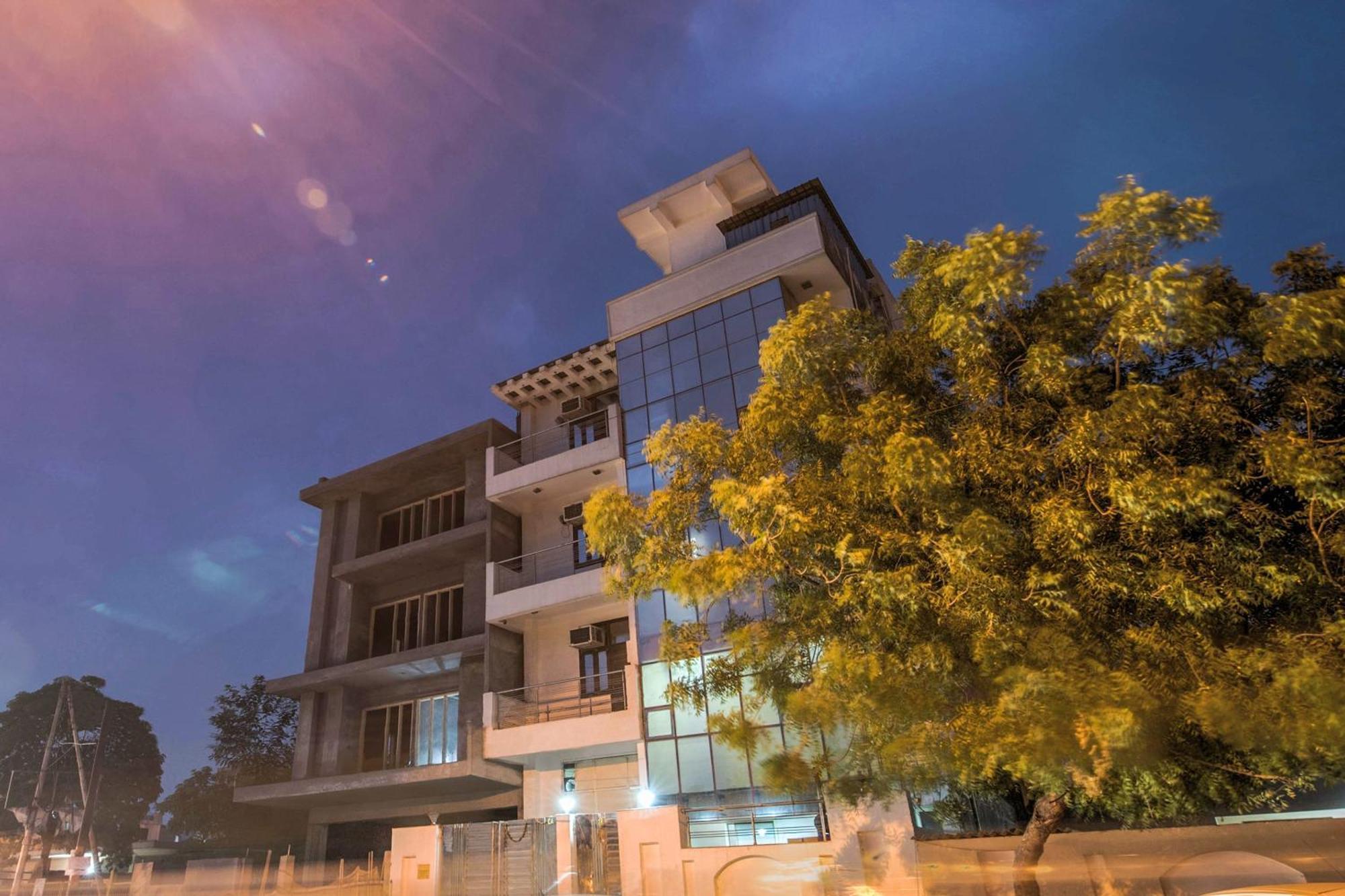 Hotel O Crosswinds Residency Indirapuram Exterior foto