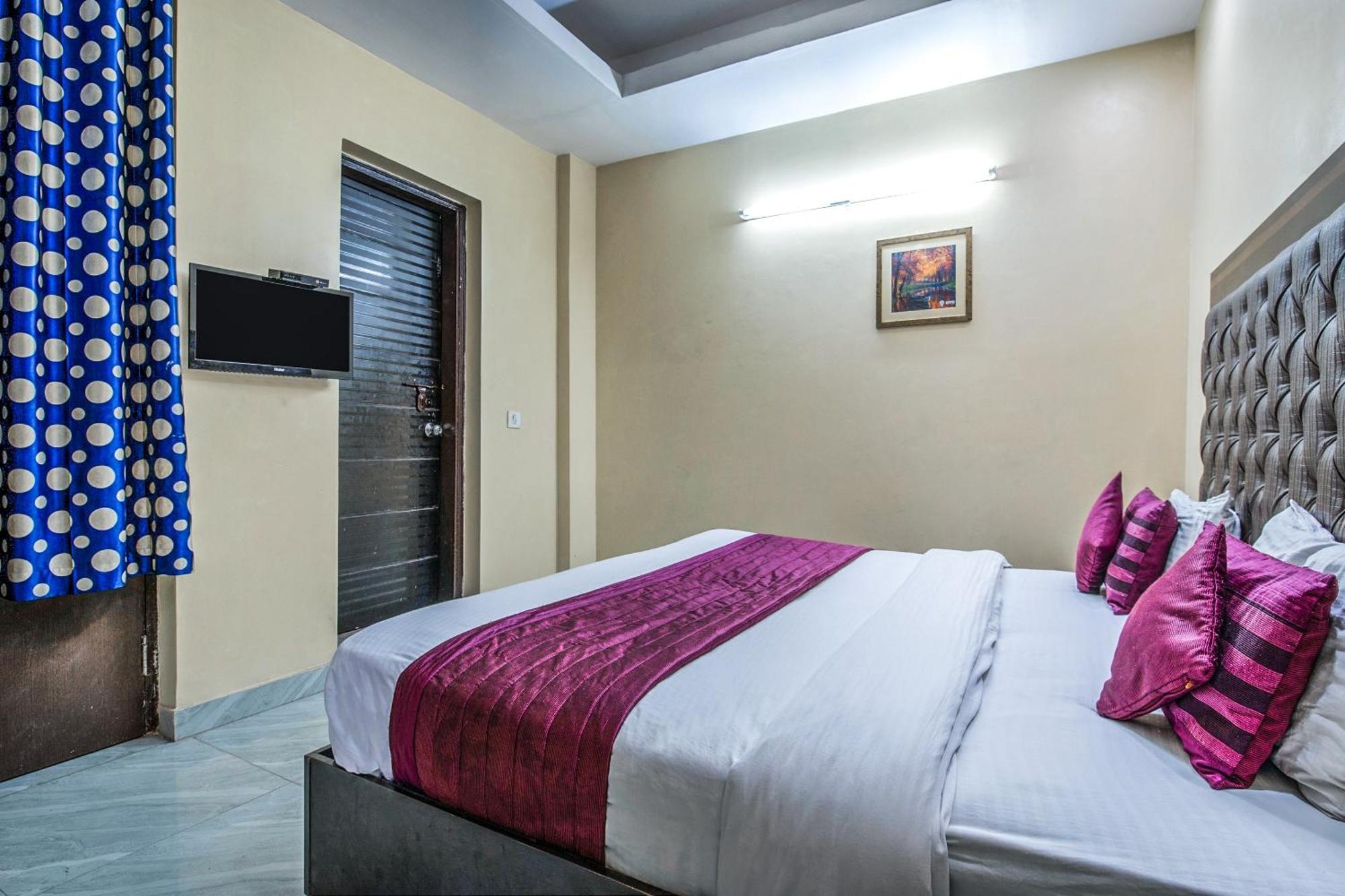 Hotel O Crosswinds Residency Indirapuram Exterior foto