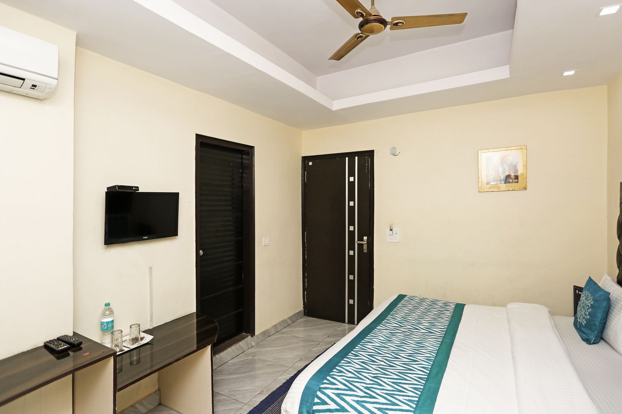 Hotel O Crosswinds Residency Indirapuram Exterior foto